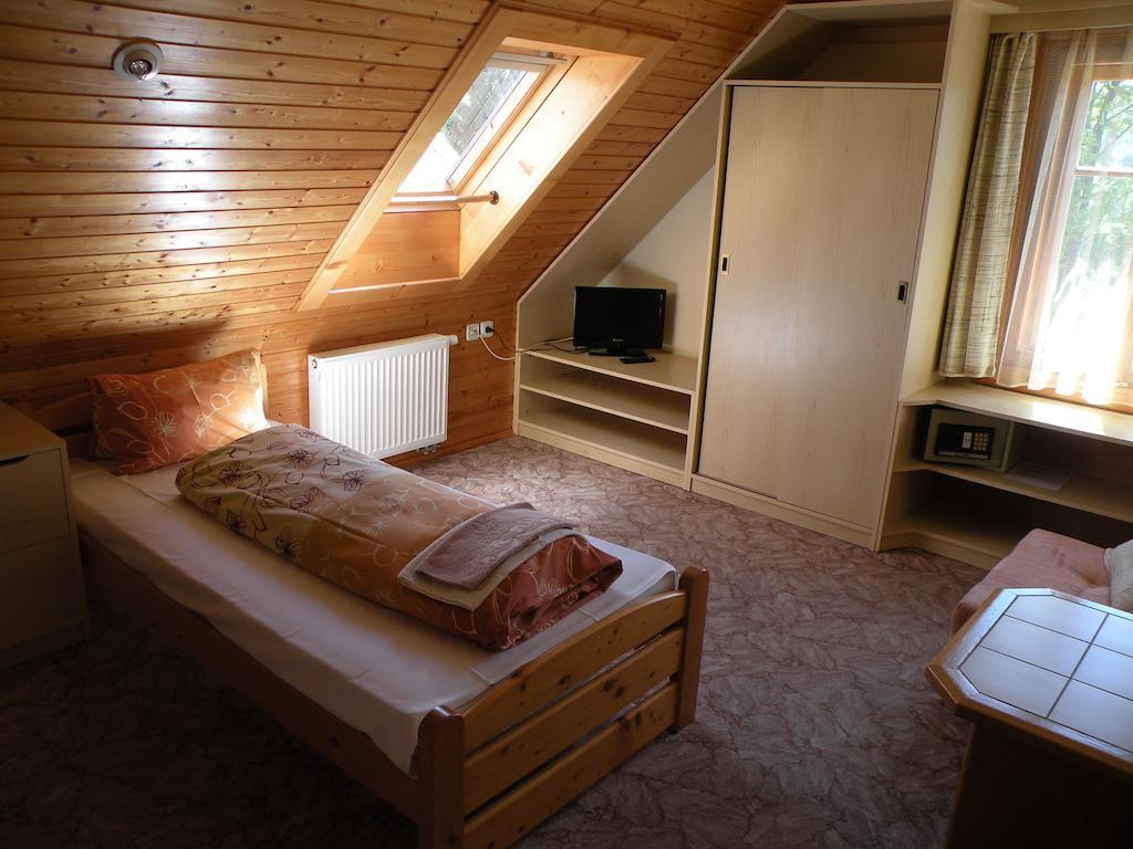 Hotel Lesni Dum Janske Lazne Δωμάτιο φωτογραφία
